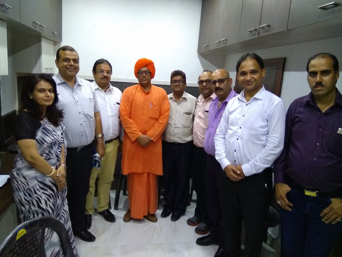सीकर के सांसद माननीय श्री सुमेधानन्द जी सरस्वती का कोलकाता मुख्यालय में आगमन