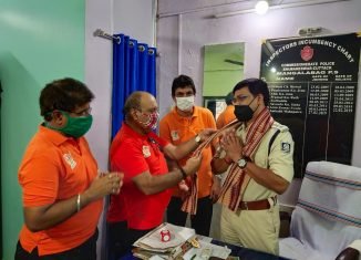 "विप्र परिजन" के रूप में हर जगह सेवा के लिए तत्पर है विप्र फाउंडेशन के सदस्य।