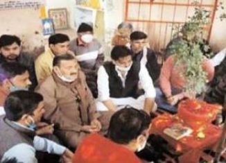 विप्र फाउंडेशन भरतपुर ने मनाया तुलसी पूजन दिवस एवं गीता जयंती उत्सव।