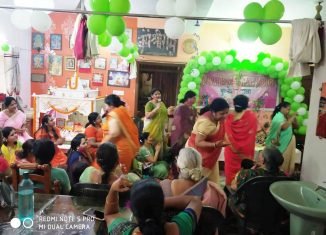 विप्र फाउंडेशन भुवनेश्वर महिला प्रकोष्ठ का कार्यक्रम "ठाकुरजी संग होली"।