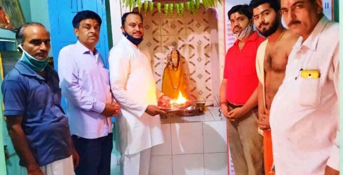 विफा करौली ने भगवान परशुराम जी की पूजा अर्चना करके कोरोना मुक्ति की प्रार्थना की।