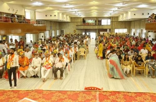 विप्र फाउंडेशन मदुराई चेप्टर द्वारा प्रतिभा समान कार्यक्रम।